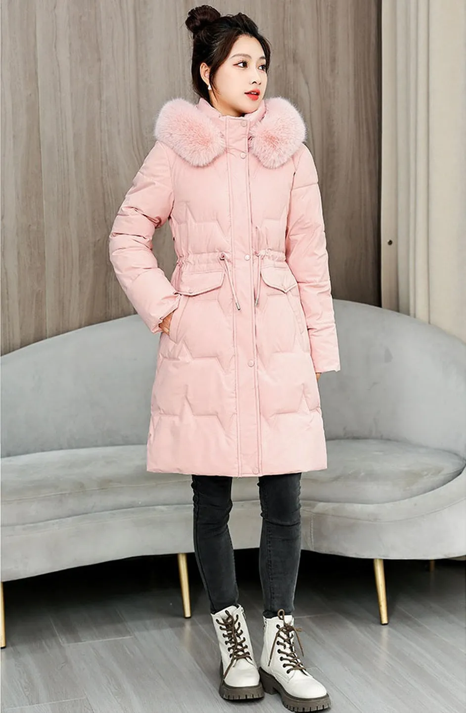 Water-Resistant and Windproof Hooded Puffer Coat for Women