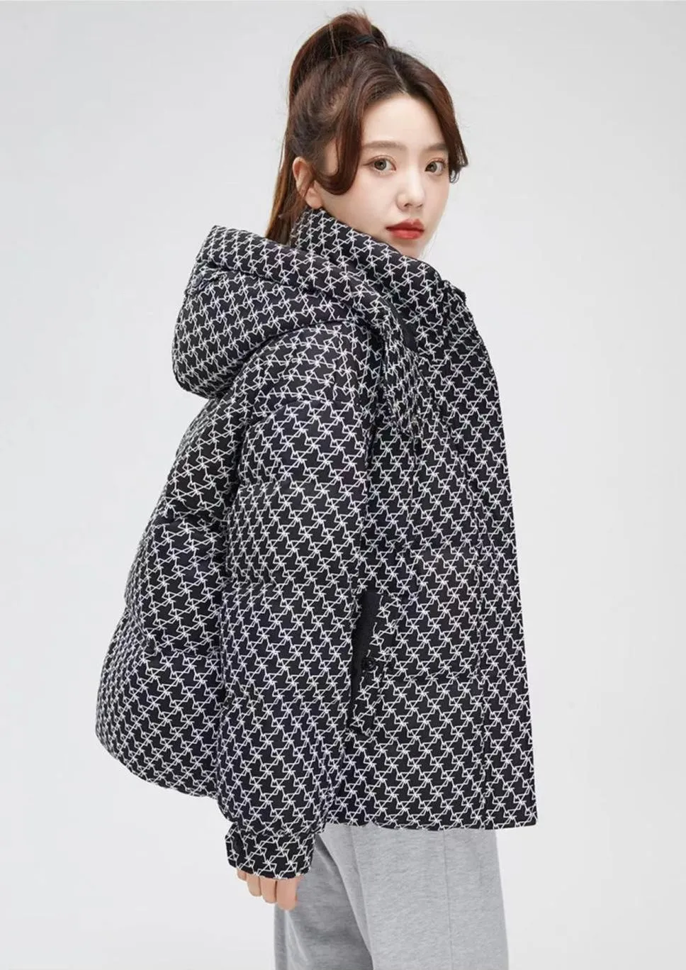 Water-resistant Quilted Full-zip Puffer Jacket for Women