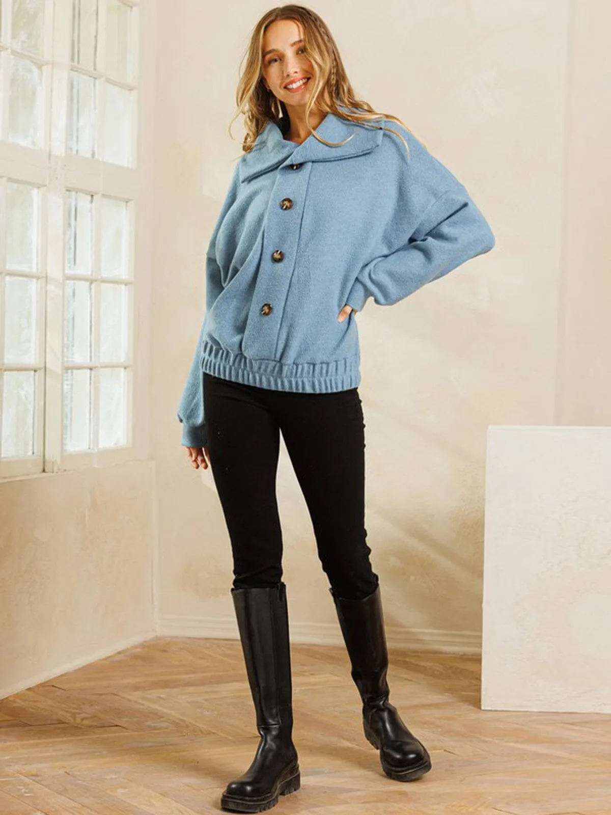 WOMEN'S LONG SLEEVE BUTTON DETAILED COLLAR PULLOVER SWEATER