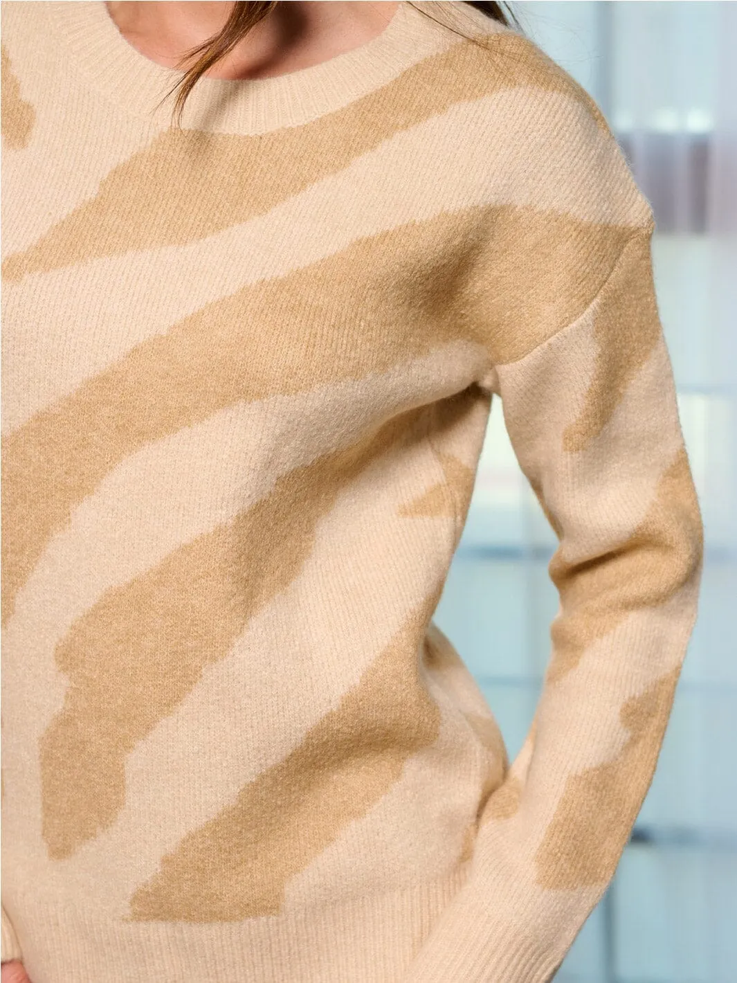 WOMEN'S LONG SLEEVE COLORBLOCK PULLOVER SWEATER