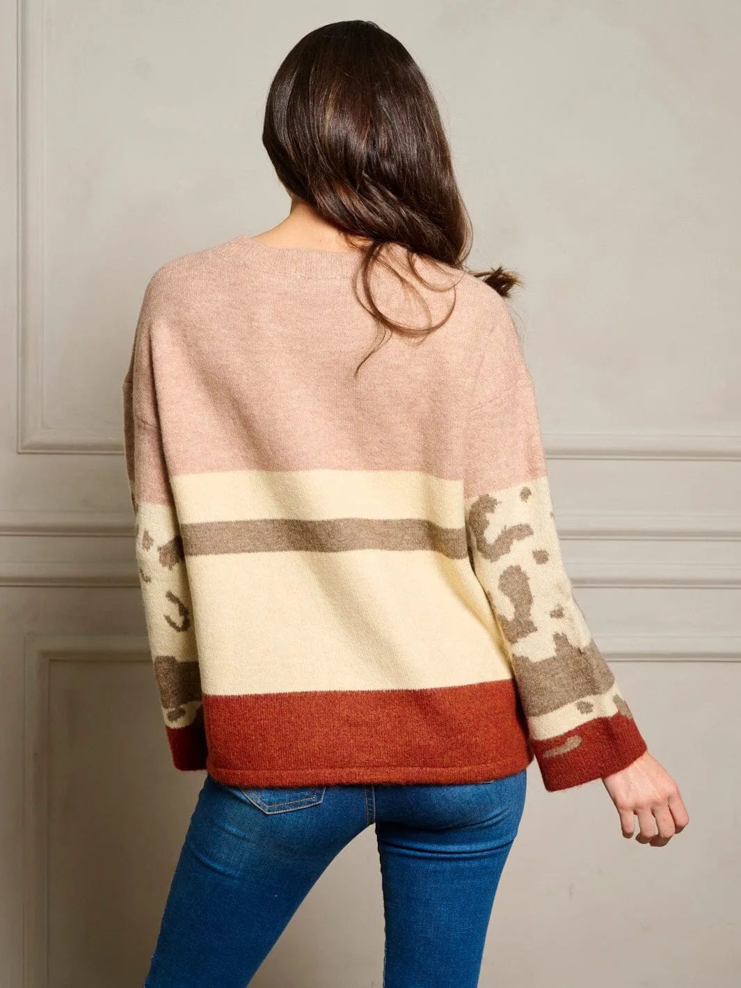 WOMEN'S LONG SLEEVE COLORBLOCK PULLOVER SWEATER