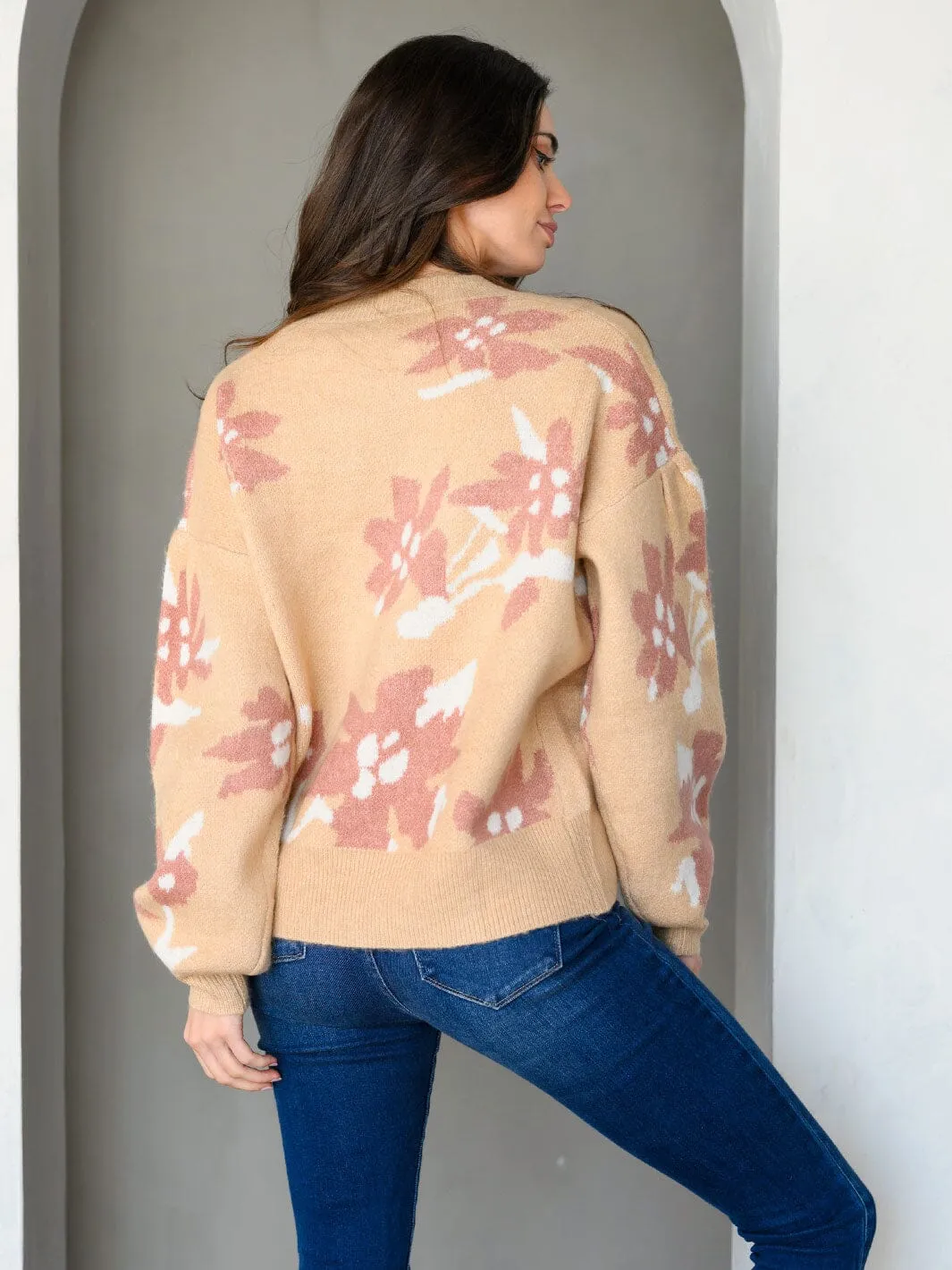 WOMEN'S LONG SLEEVE FLORAL PULLOVER SWEATER