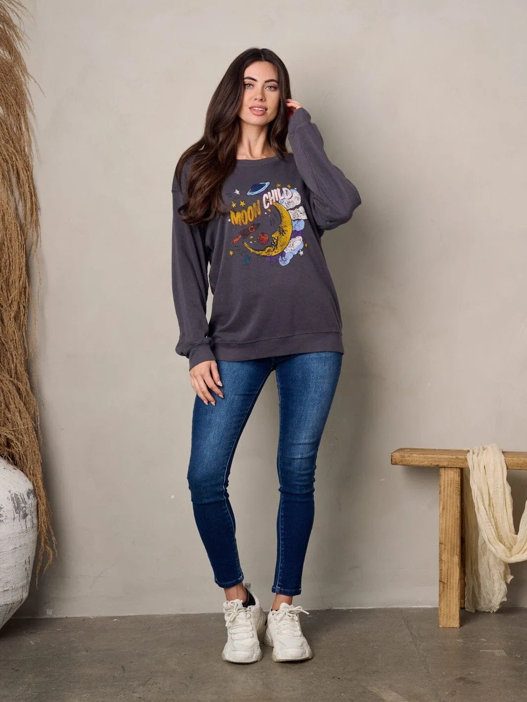 WOMEN'S LONG SLEEVE GRAPHIC PULLOVER SWEATER