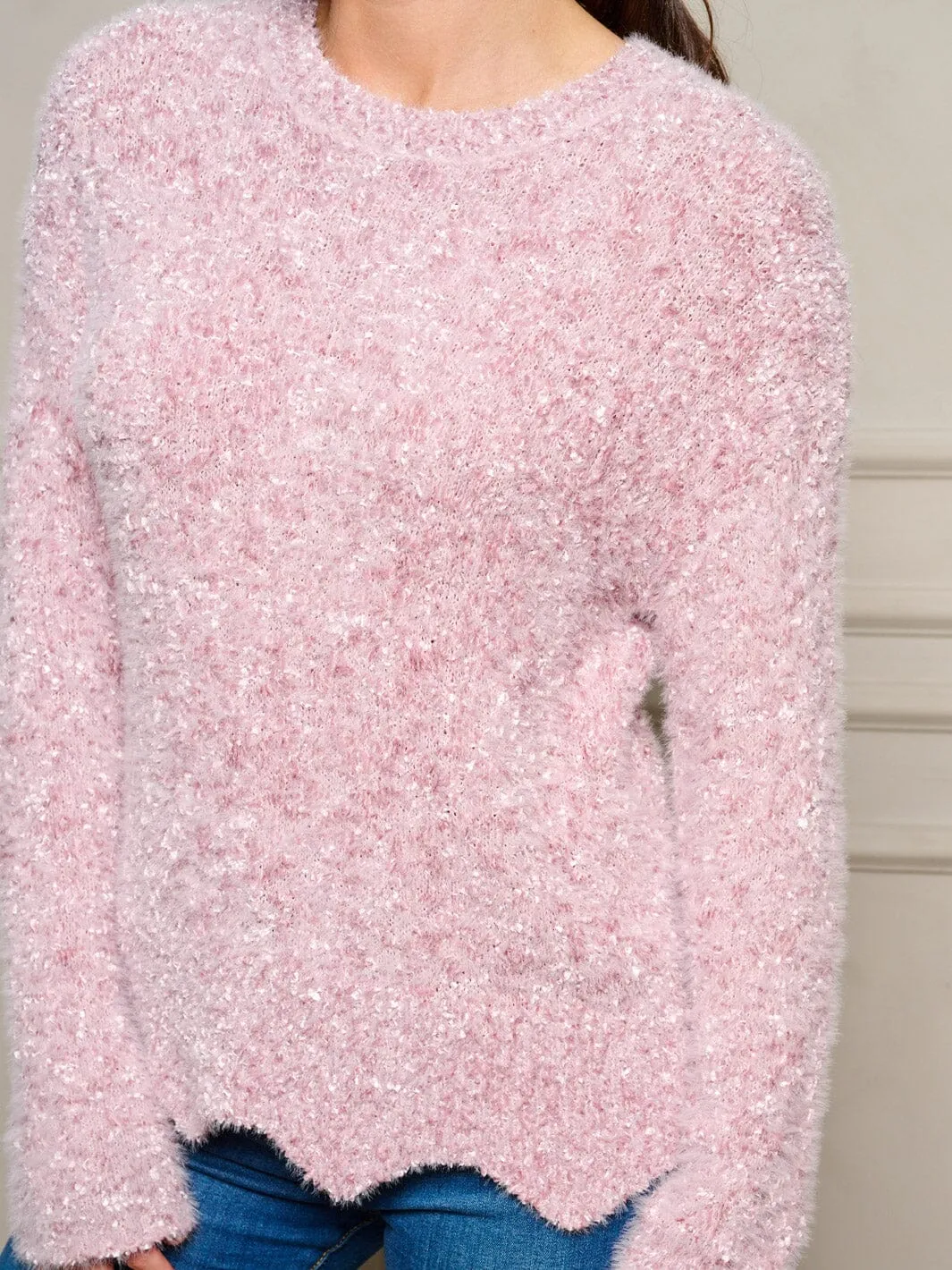 WOMEN'S LONG SLEEVE TRIM DETAILED FUZZY PULLOVER SWEATER