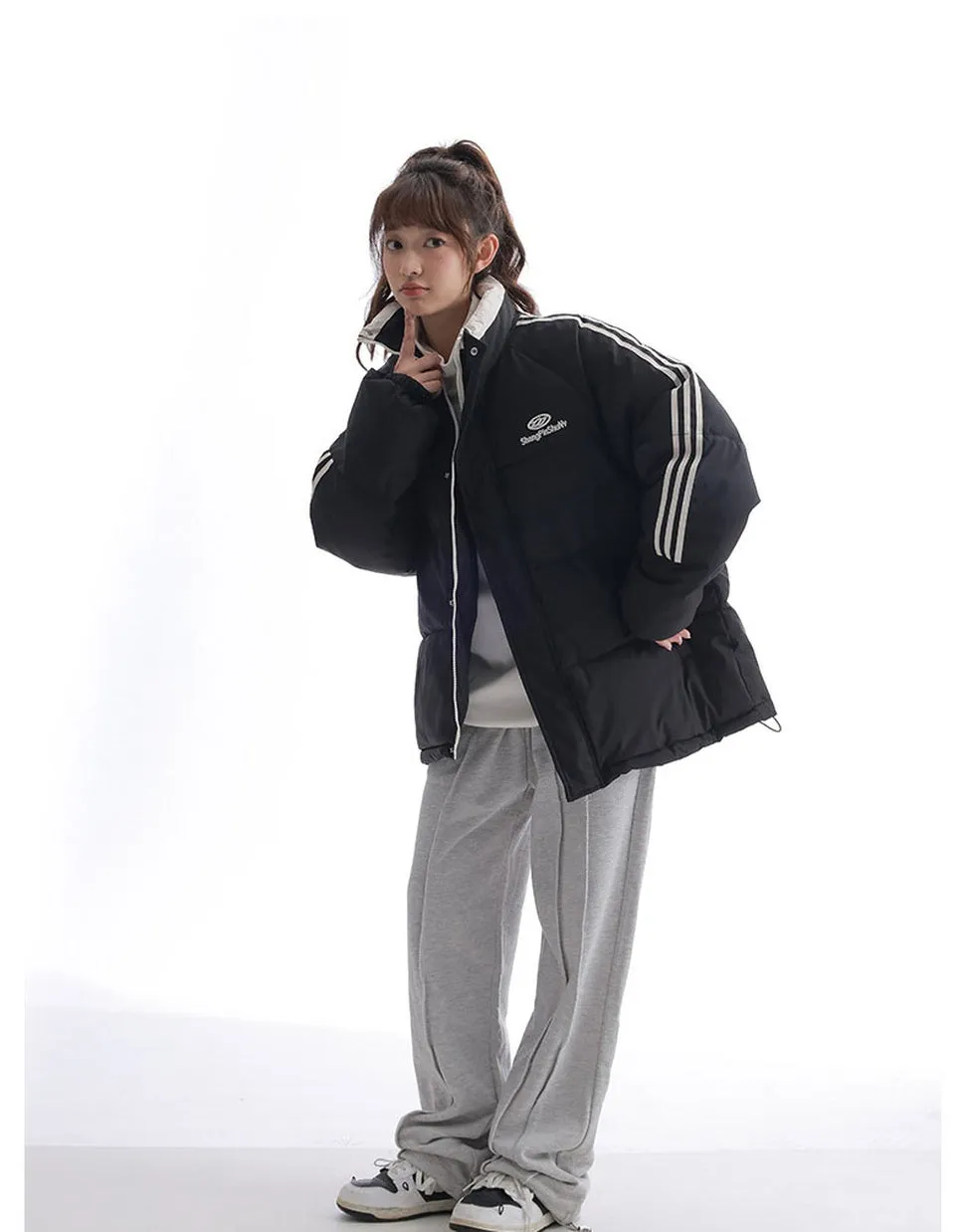 Women's Windproof Zip Up Puffer Jacket with Slash Pockets