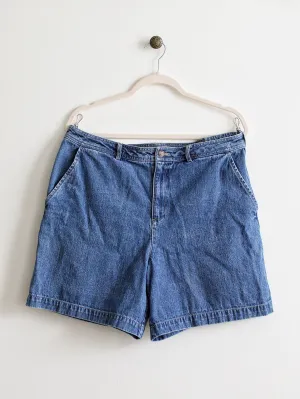 XL White Stag Shorts
